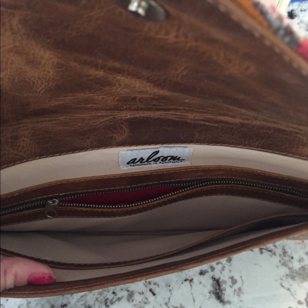 Beautiful handmade embroidered & leather clutch - Picture 4 of 5